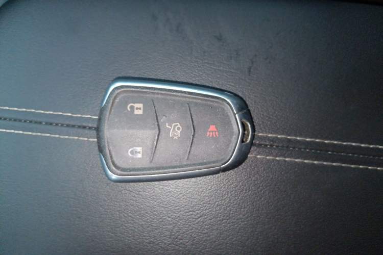 Used Cadillac XTS 2018 28T Tech Edition Vehicle Key
