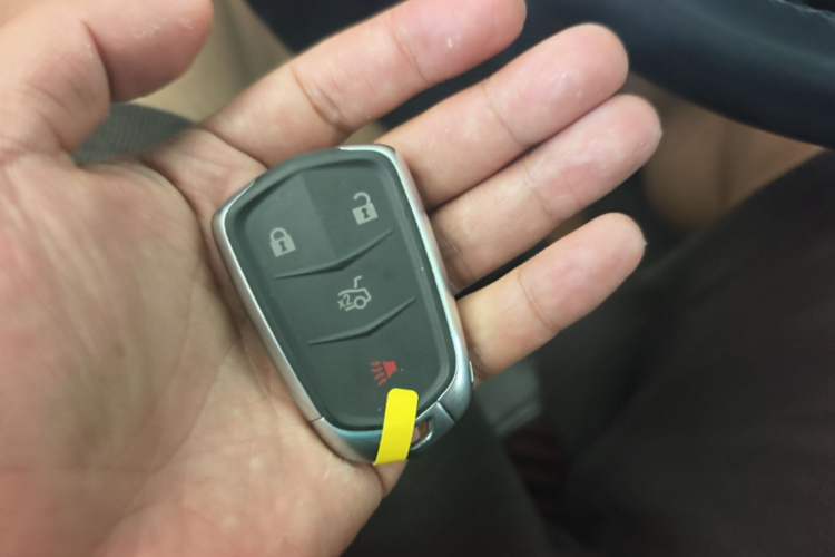 Used Cadillac XTS 2018 28T Tech Edition Vehicle Key