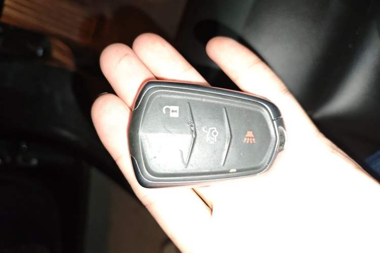 Used Cadillac XTS 2018 28T Tech Edition Vehicle Key