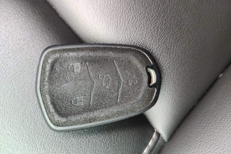 Used Cadillac XTS 2018 28T Tech Edition Vehicle Key