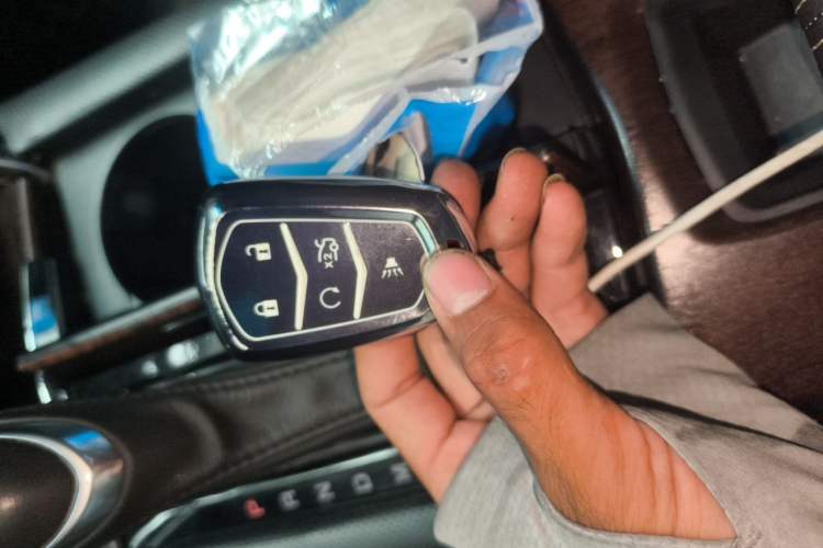Used Cadillac XTS 2018 28T Tech Edition Vehicle Key
