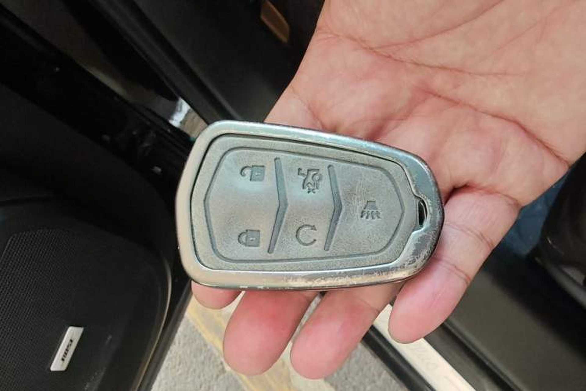 Used Cadillac XTS 2018 28T Elite Edition Vehicle Key