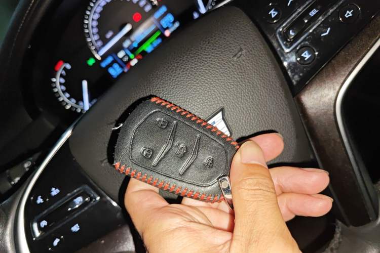 Used Cadillac XTS 2018 28T Tech Edition Vehicle Key