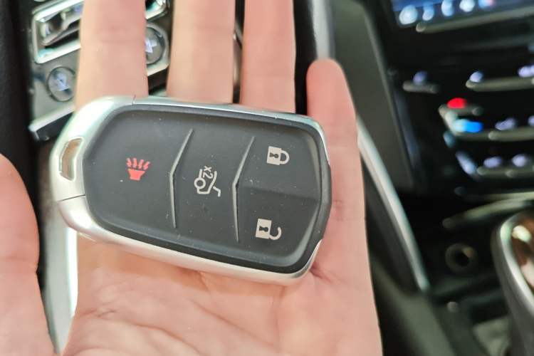 Used Cadillac XTS 2018 28T Tech Edition Vehicle Key