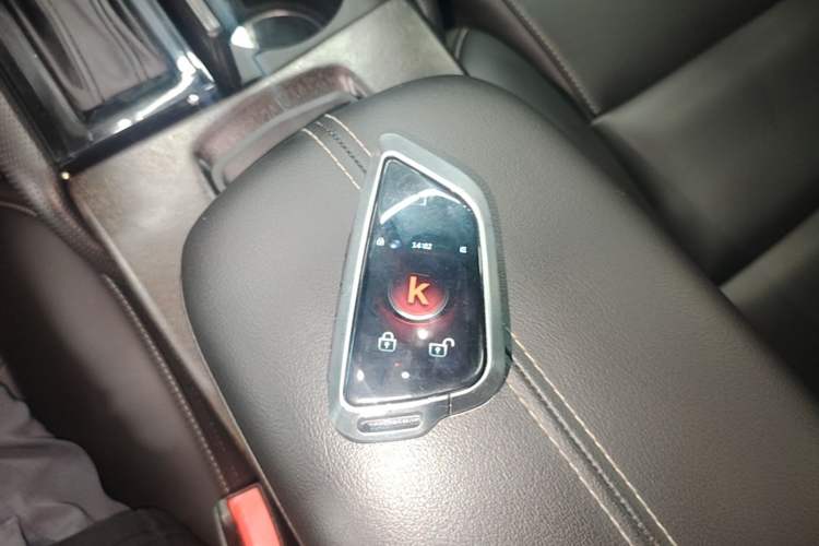 Used Cadillac XTS 2018 28T Tech Edition Vehicle Key