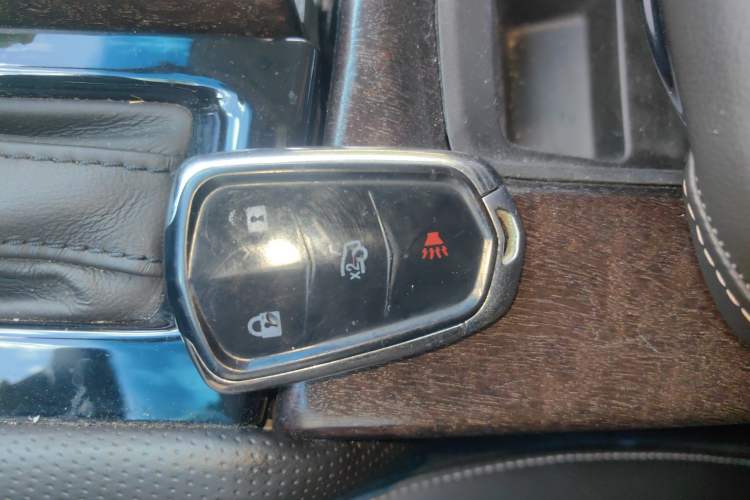 Used Cadillac XTS 2018 28T Tech Edition Vehicle Key