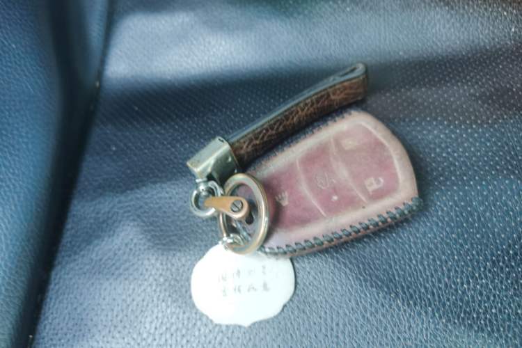 Used Cadillac XTS 2018 28T Tech Edition Vehicle Key