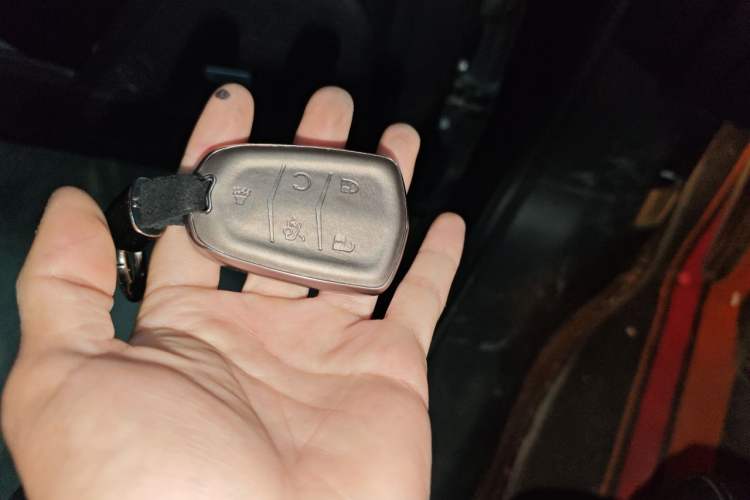 Used Cadillac XTS 2018 28T Tech Edition Vehicle Key