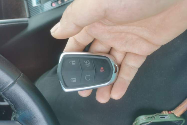 Used Cadillac XTS 2018 28T Elite Edition Vehicle Key