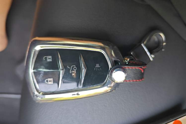 Used Cadillac XTS 2018 28T Tech Edition Vehicle Key