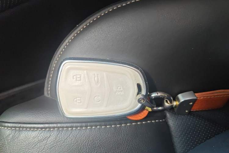 Used Cadillac XTS 2018 28T Elite Edition Vehicle Key