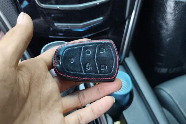 Used Cadillac XTS 2018 28T Elite Edition Vehicle Key