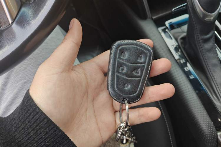 Used Cadillac XTS 2018 28T Elite Edition Vehicle Key