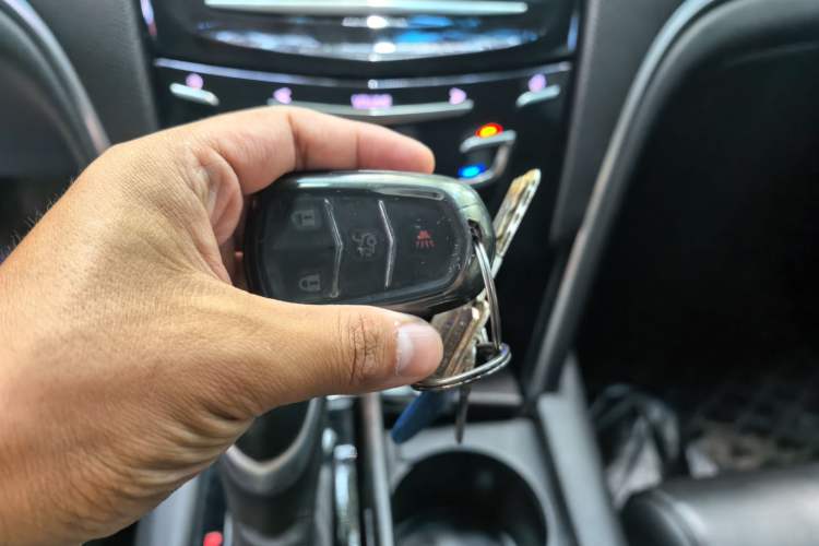 Used Cadillac XTS 2018 28T Tech Edition Vehicle Key