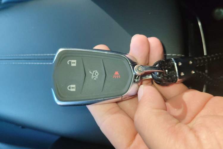 Used Cadillac XTS 2018 28T Tech Edition Vehicle Key