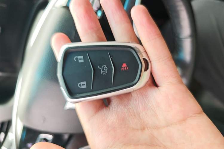 Used Cadillac XTS 2018 28T Tech Edition Vehicle Key