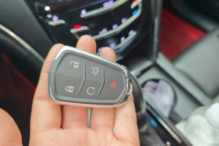 Used Cadillac XTS 2018 28T Elite Edition Vehicle Key