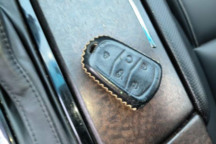Used Cadillac XTS 2018 28T Tech Edition Vehicle Key