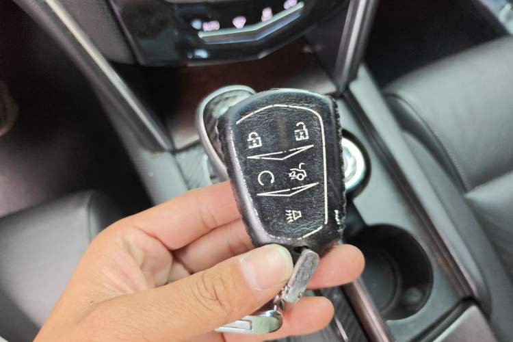 Used Cadillac XTS 2018 28T Elite Edition Vehicle Key