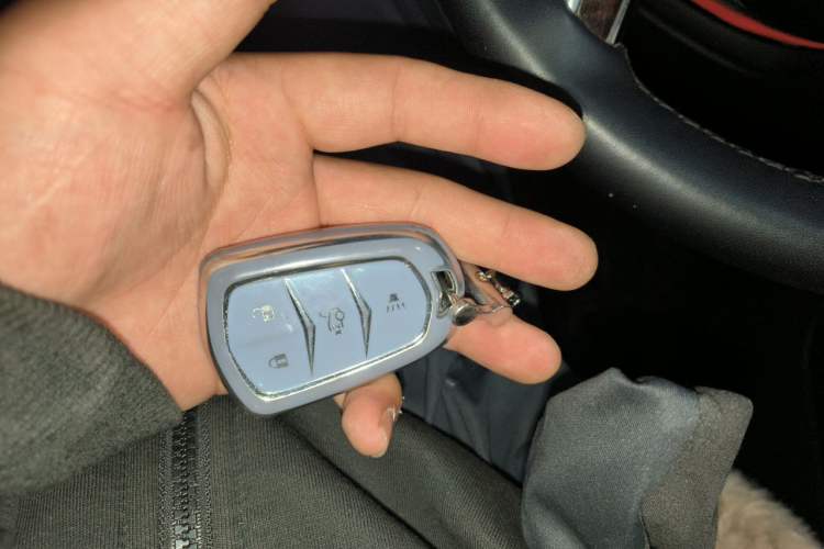 Used Cadillac XTS 2018 28T Tech Edition Vehicle Key