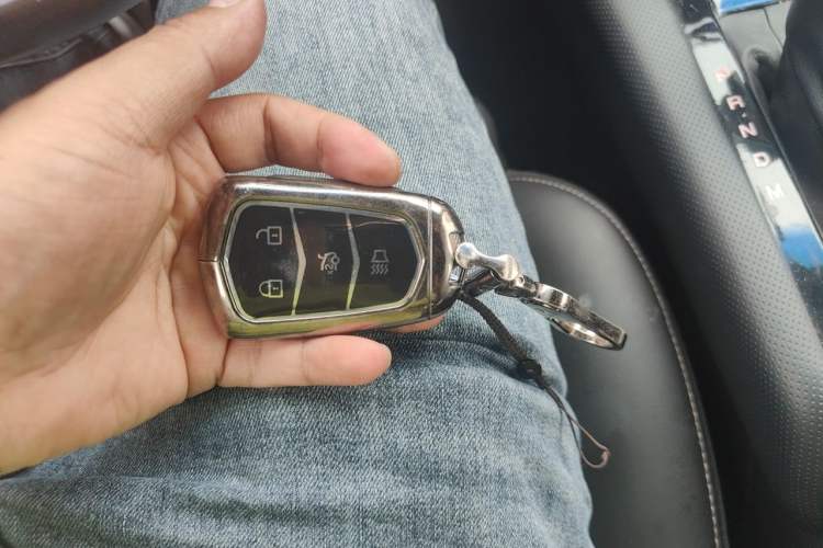 Used Cadillac XTS 2018 28T Tech Edition Vehicle Key
