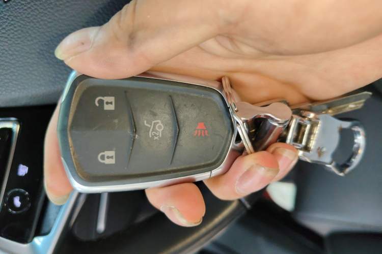 Used Cadillac XTS 2018 28T Tech Edition Vehicle Key
