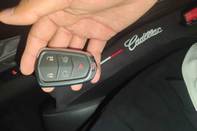 Used Cadillac XTS 2018 28T Elite Edition Vehicle Key