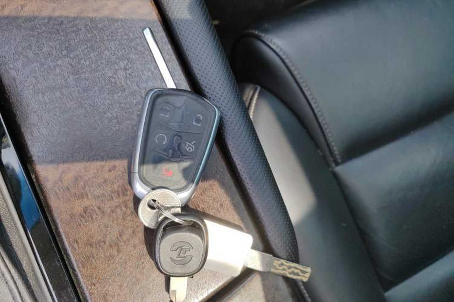 Used Cadillac XTS 2018 28T Elite Edition Vehicle Key