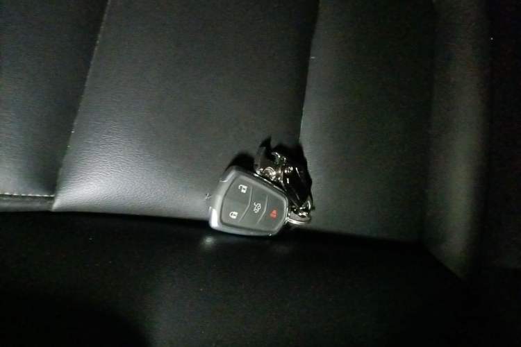 Used Cadillac XTS 2018 28T Tech Edition Vehicle Key