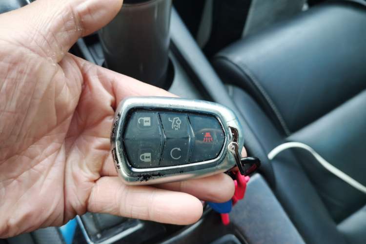Used Cadillac XTS 2018 28T Elite Edition Vehicle Key