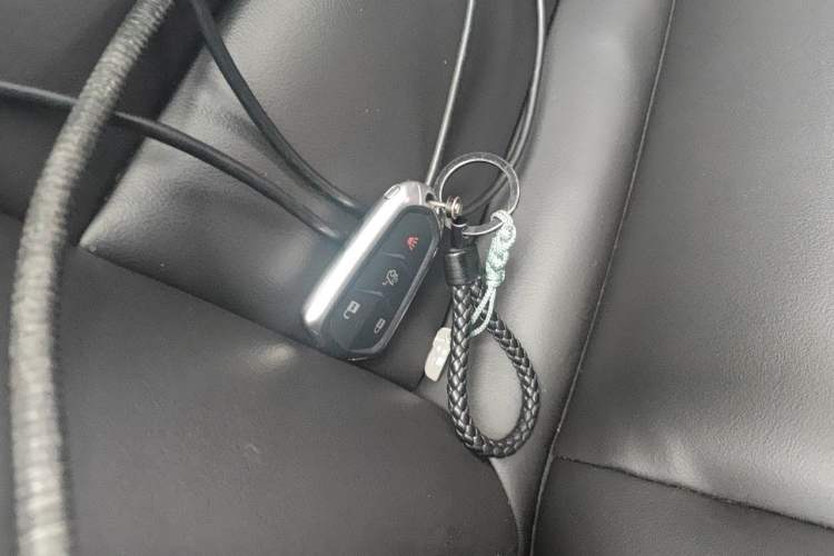 Used Cadillac XTS 2018 28T Tech Edition Vehicle Key