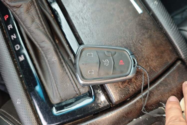 Used Cadillac XTS 2018 28T Tech Edition Vehicle Key