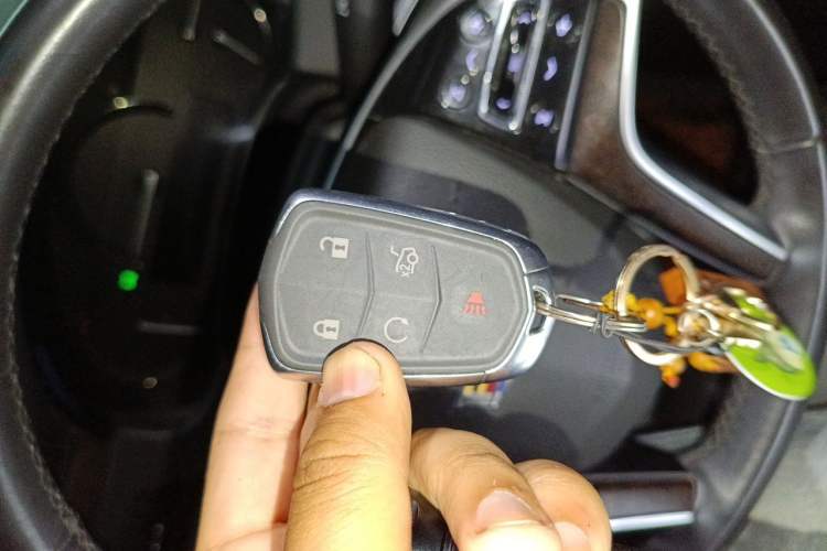 Used Cadillac XTS 2018 28T Elite Edition Vehicle Key