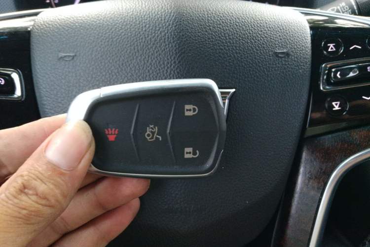 Used Cadillac XTS 2018 28T Tech Edition Vehicle Key