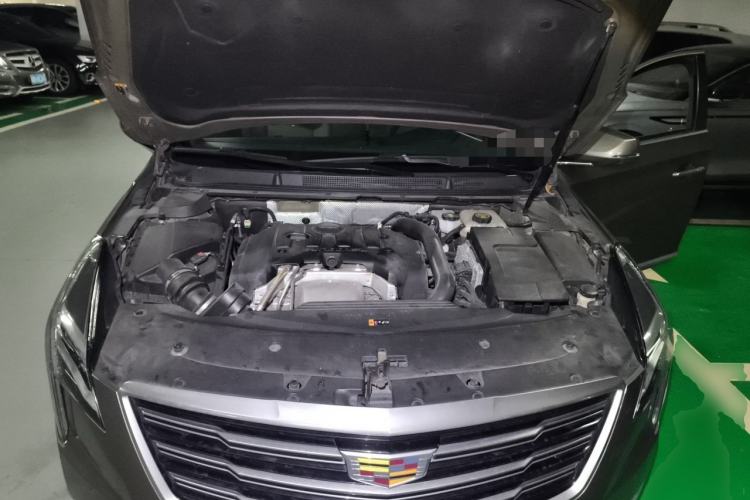 Used Cadillac XTS 2018 28T Elite Edition Engine Bay