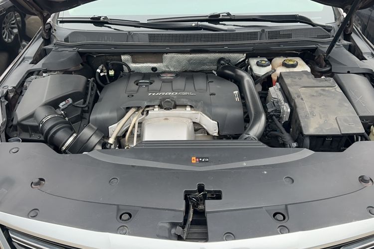 Used Cadillac XTS 2018 28T Tech Edition Engine Bay