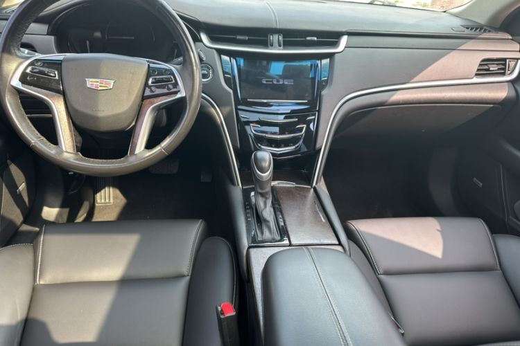 Used Cadillac XTS 2018 28T Tech Edition Interior 4
