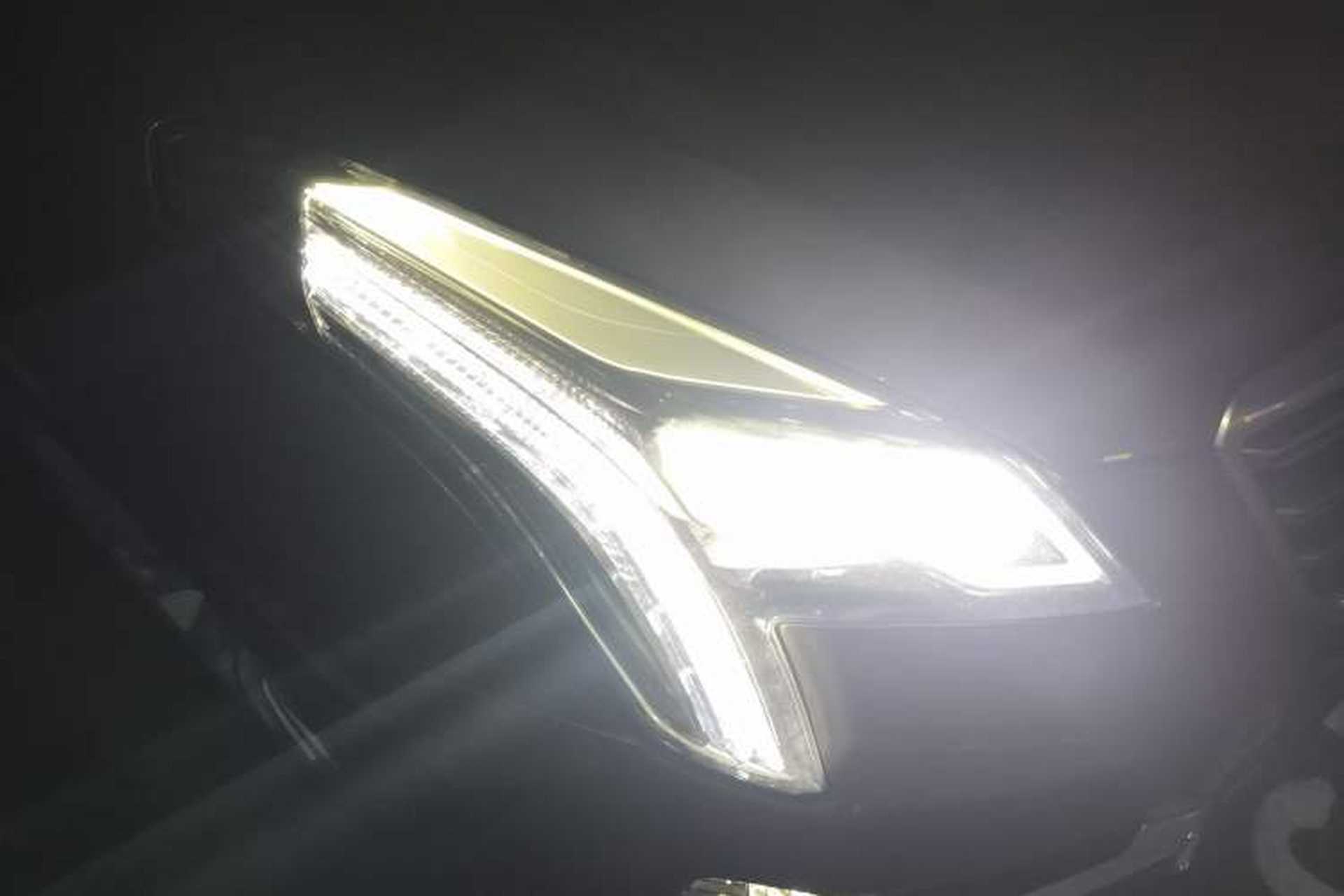 Used Cadillac XTS 2018 28T Elite Edition Right Front Headlight
