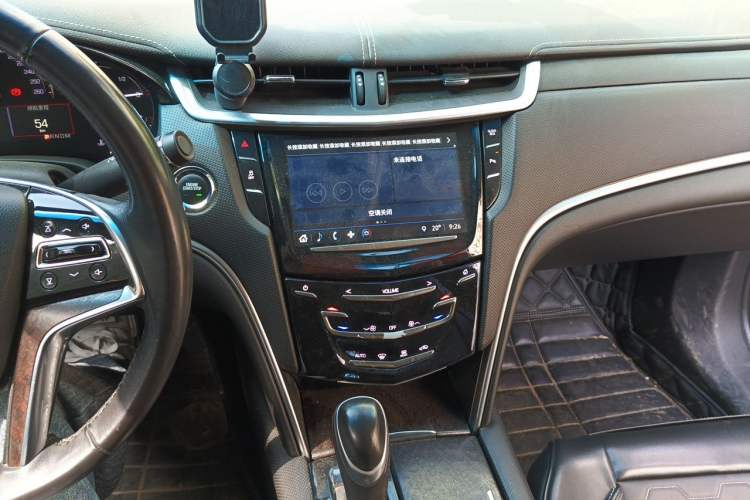 Used Cadillac XTS 2018 28T Tech Edition Audio And AC Panel