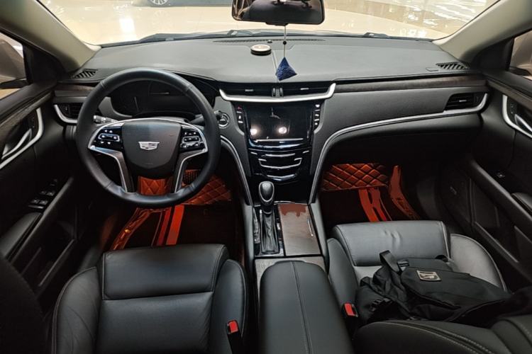Used Cadillac XTS 2018 28T Elite Edition Center Console