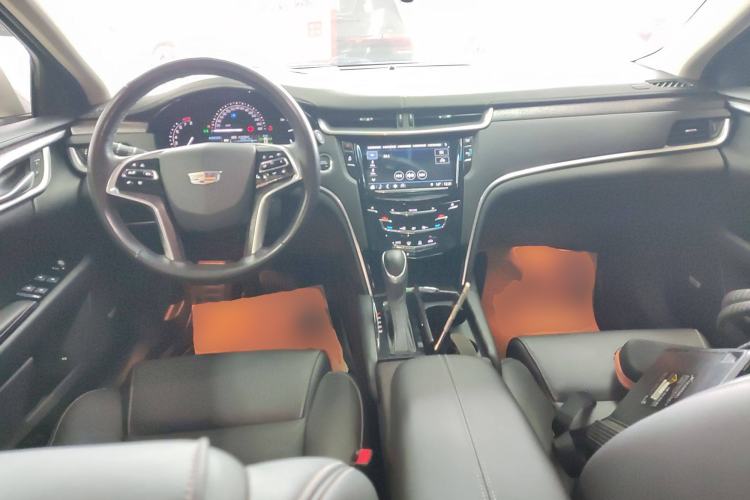 Used Cadillac XTS 2018 28T Elite Edition Center Console