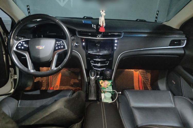 Used Cadillac XTS 2018 28T Elite Edition Center Console