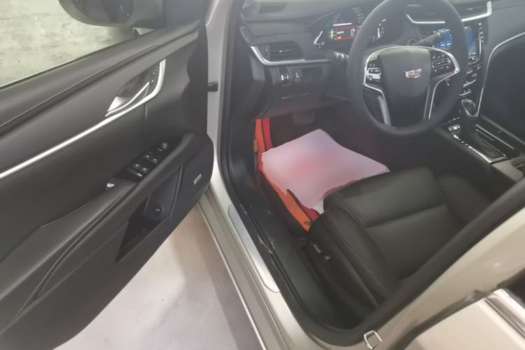 Used Cadillac XTS 2018 28T Tech Edition Driver Seat