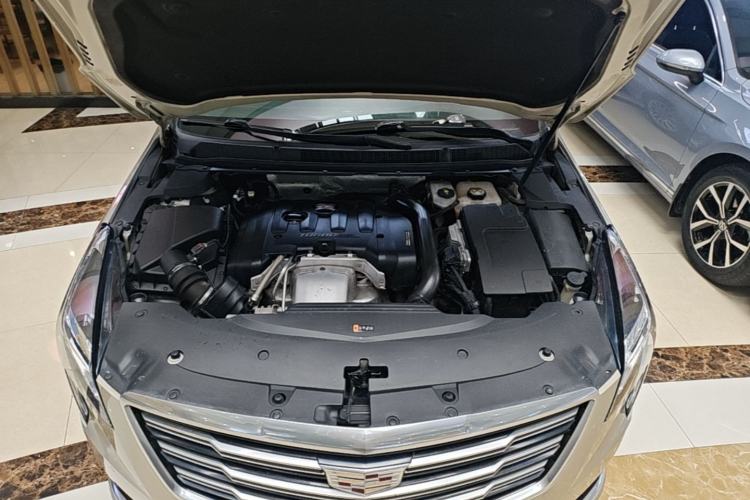 Used Cadillac XTS 2018 28T Elite Edition Engine Bay