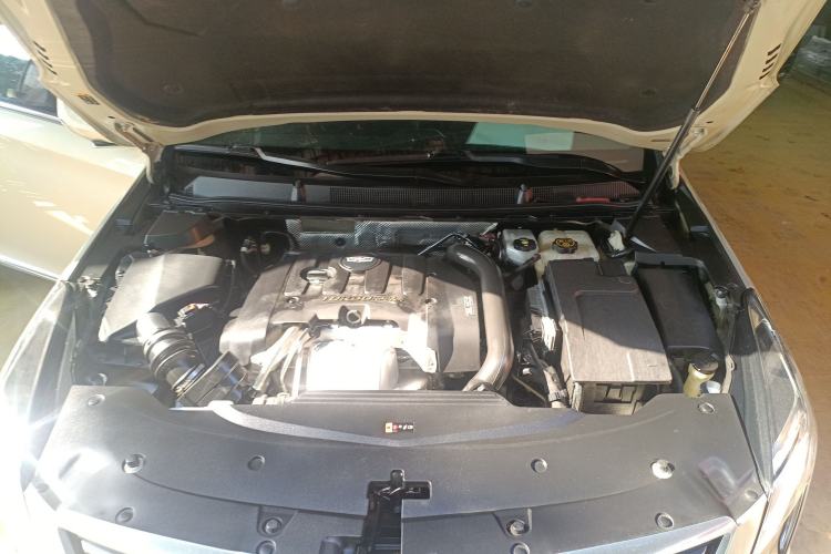 Used Cadillac XTS 2018 28T Elite Edition Engine Bay
