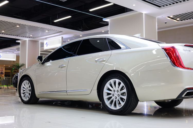Used Cadillac XTS 2018 28T Luxury Edition Exterior 11