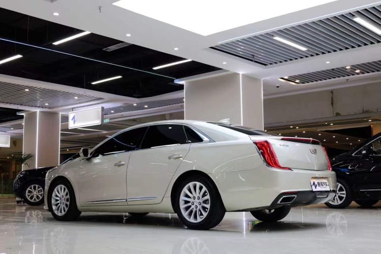 Used Cadillac XTS 2018 28T Luxury Edition Exterior 4