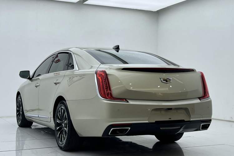 Used Cadillac XTS 2018 28T Tech Edition Exterior 5