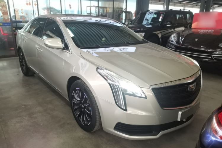 Used Cadillac XTS 2018 28T Tech Edition Front Right 45 Deg