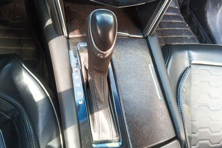 Used Cadillac XTS 2018 28T Tech Edition Gear Lever
